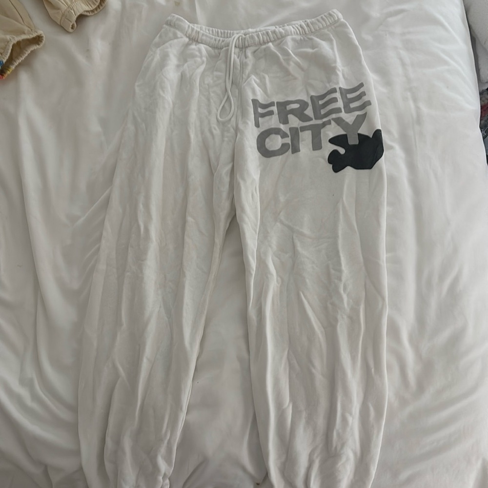 FREE CITY SWEATPANTS